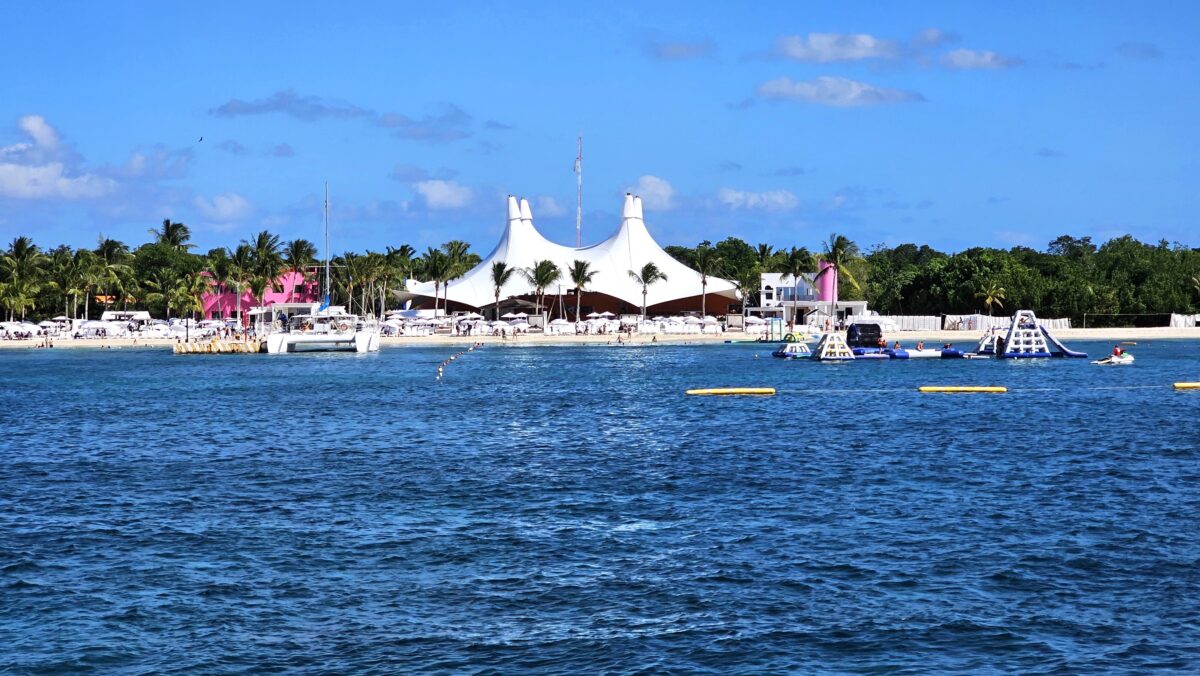 Beach Club Cozumel