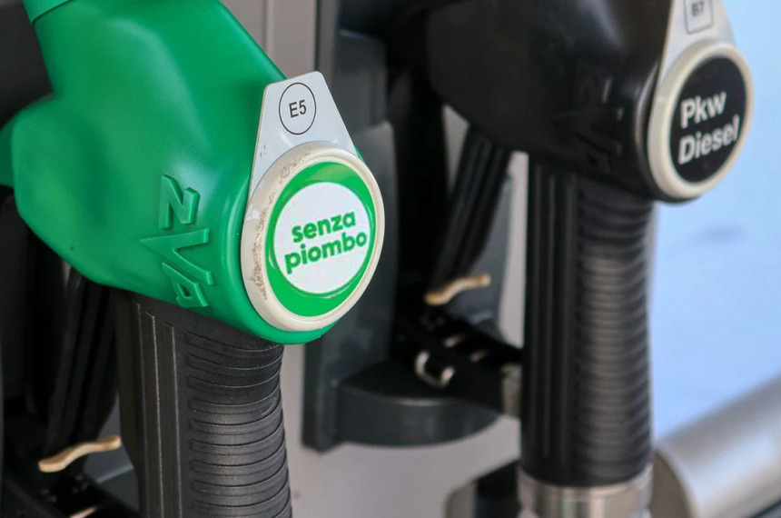 Fuel pump in Italia