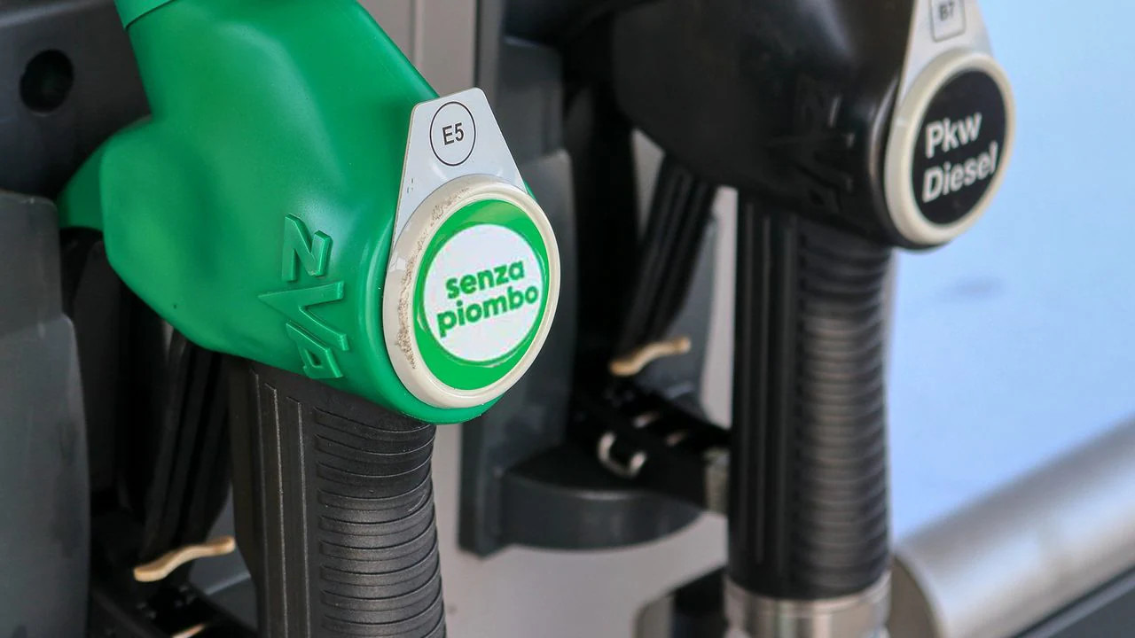 Fuel pump in Italia