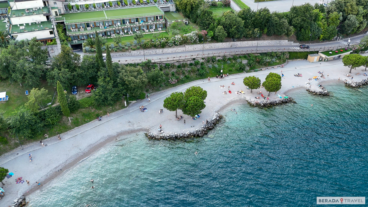 Limone sul Garda al tramonto estivo